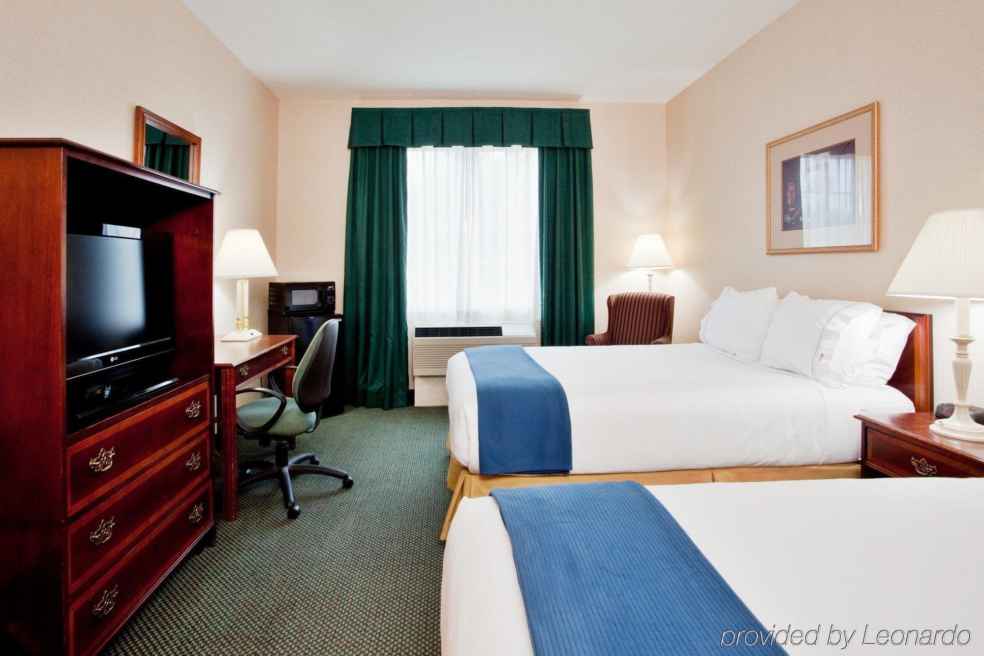 Holiday Inn Express Kilmarnock Номер фото
