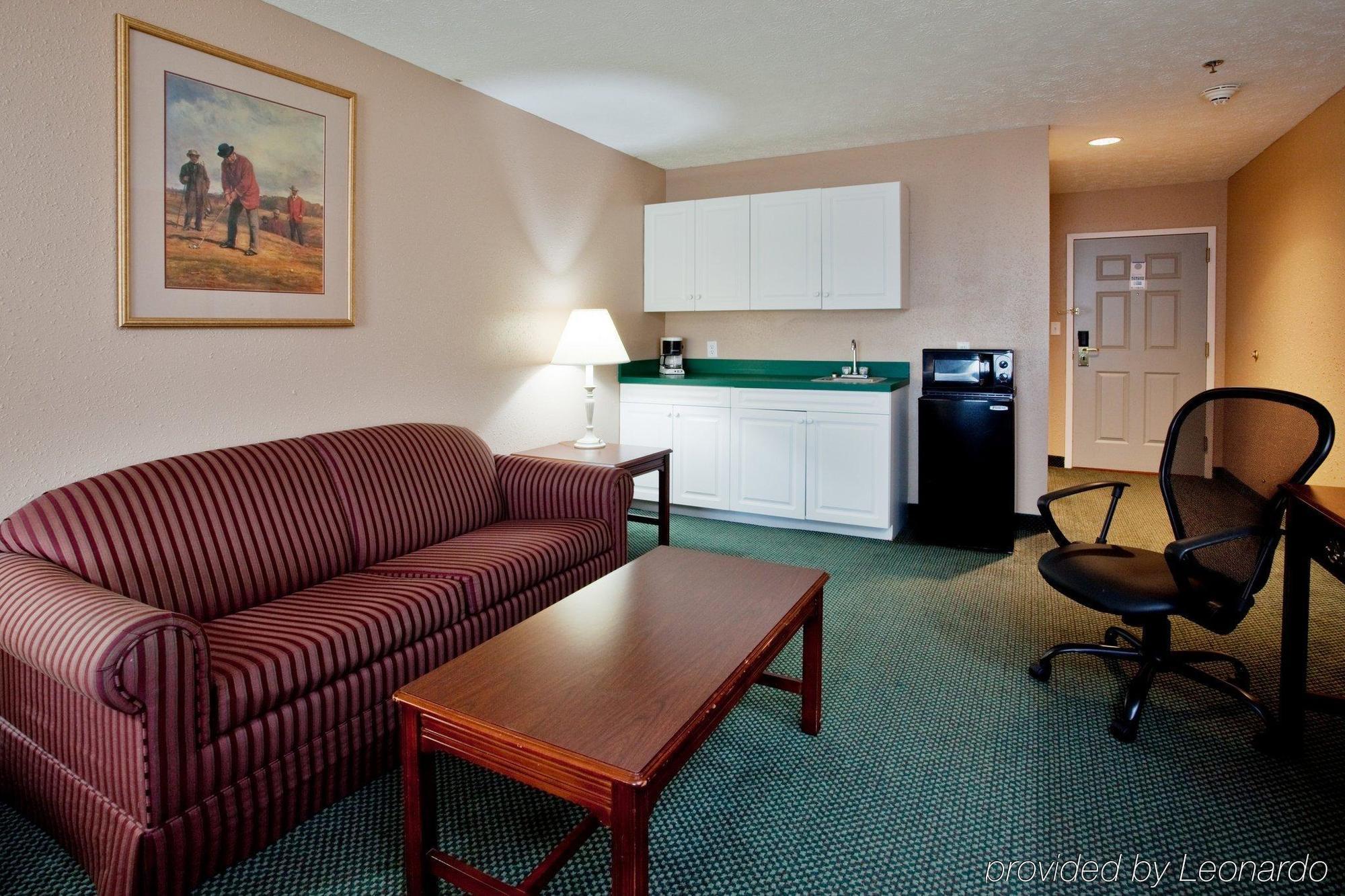 Holiday Inn Express Kilmarnock Номер фото