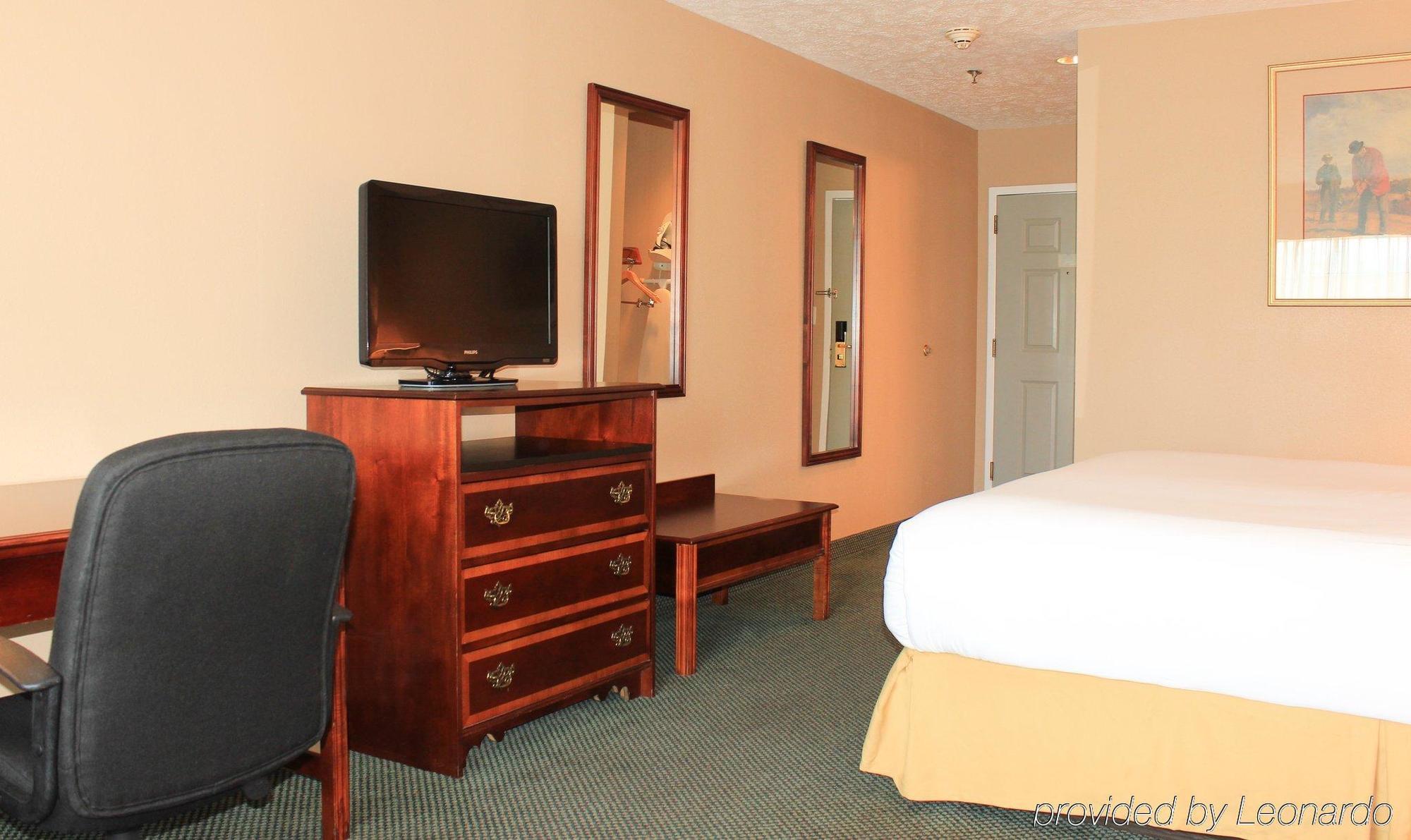 Holiday Inn Express Kilmarnock Экстерьер фото