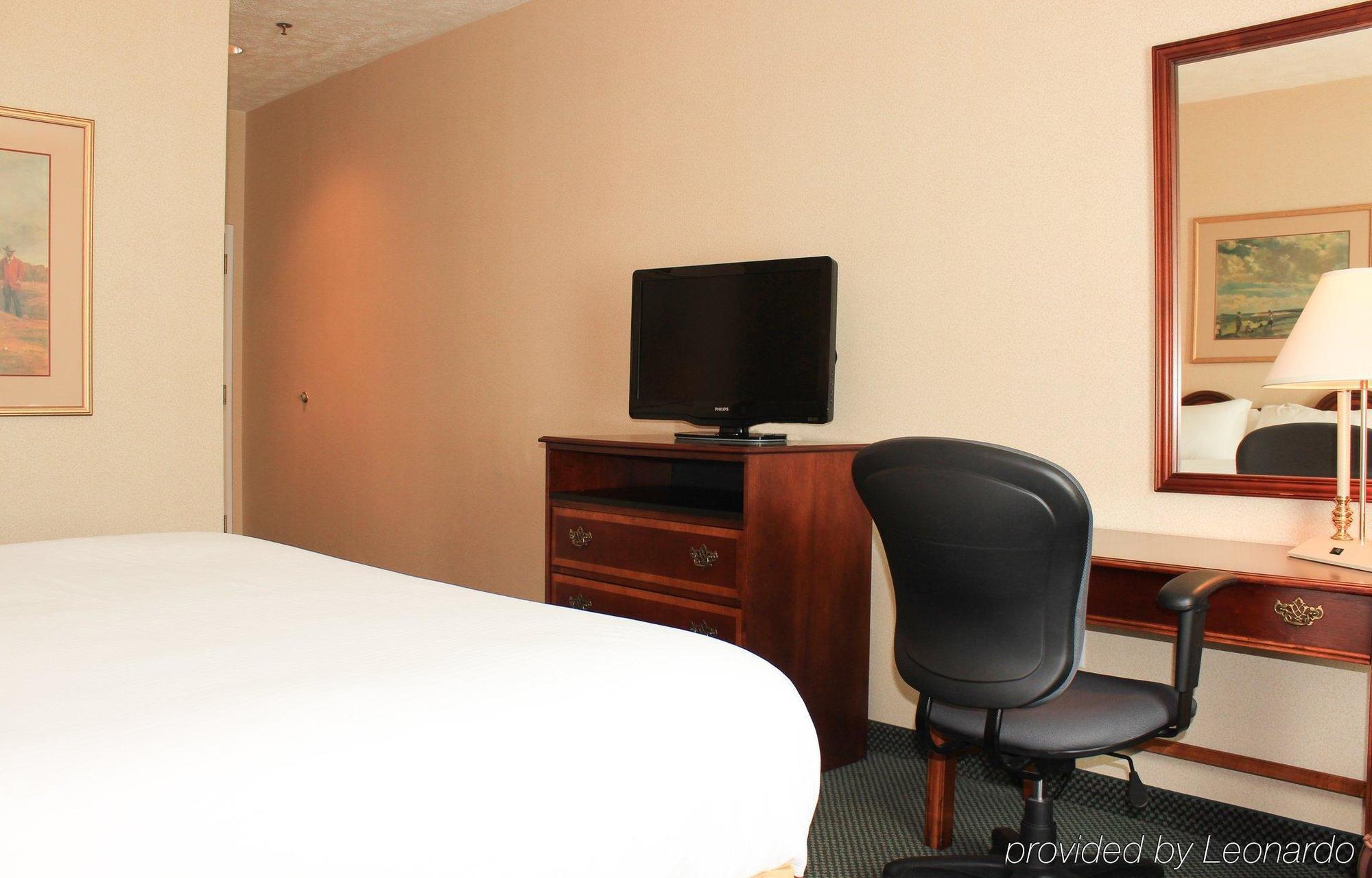 Holiday Inn Express Kilmarnock Экстерьер фото