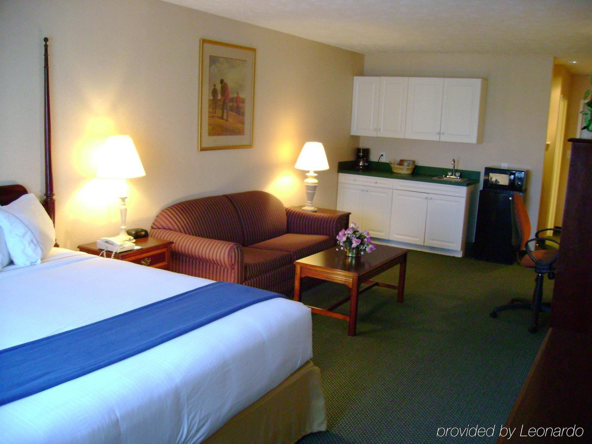 Holiday Inn Express Kilmarnock Номер фото