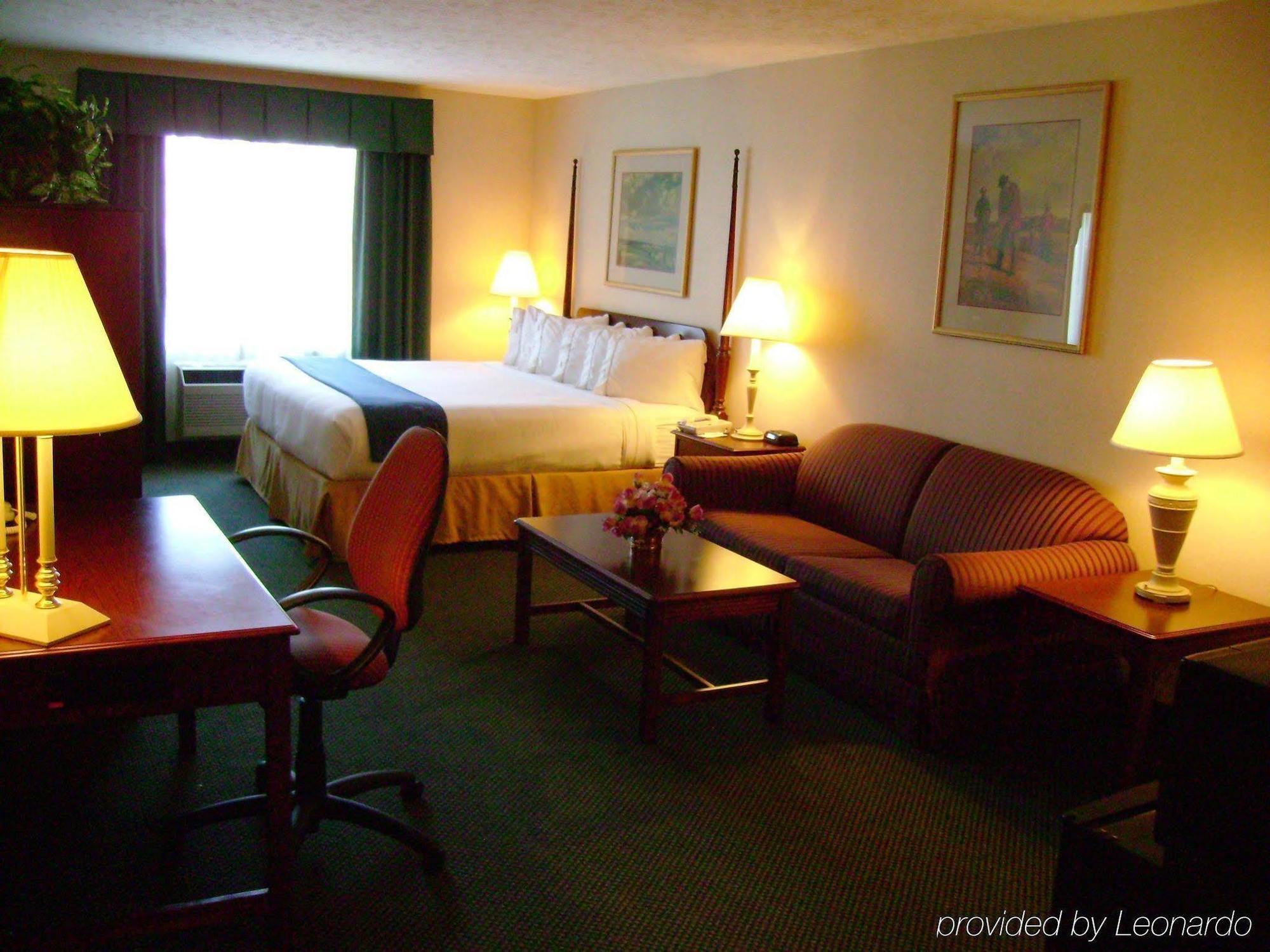 Holiday Inn Express Kilmarnock Номер фото